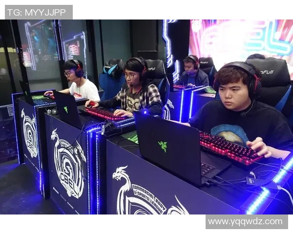 电竞新闻高校联赛中EDG耐力表现分析与未来发展方向探讨